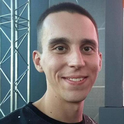 Максим Звягинцев