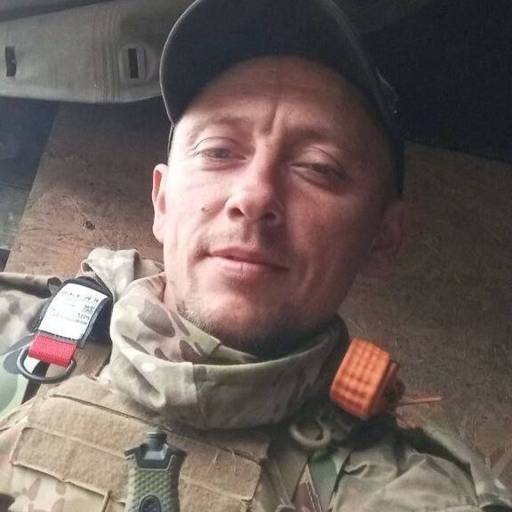 Денис Шиков